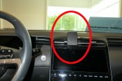 Mobilholder Hyundai Tucson fra år 2021-2024