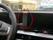Mobilholder Kia Sportage fra år 2022-