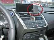 Mobilholder Lexus NX fra 2015-2021
