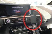 Mobilholder Mercedes EQC fra år 2020-