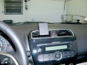 Mobilholder Mitsubishi Space Star fra 2020-