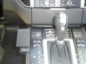 Mobilholder Porsche Macan fra 2014-