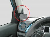 Mobilholder Suzuki Vitara fra 2015-