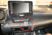 Mobilholder til Mazda 2 fra 2022- | Modeltilpasset