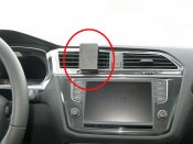 Mobilholder Volkswagen Tiguan fra 2016-2023