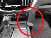 Mobilholder Volvo XC60 fra 2018-