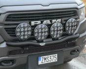 Ekstralysbeslag til 4 ekstralys til Dodge RAM 1500 fra 2019-2024 | Qpax