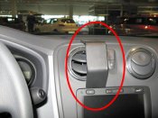 Mobilholder Dacia Sandero fra 2013-2020
