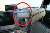 Mobilholder Mercedes Actros fra 2019 og nyere | Til montering til højre for midterskærmen