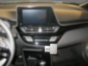 Mobilholder Toyota C-HR fra 2016-2023