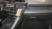 Mobilholder Toyota C-HR fra 2023-