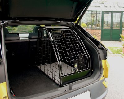 Hundebur BMW i5 Touring fra 2024-