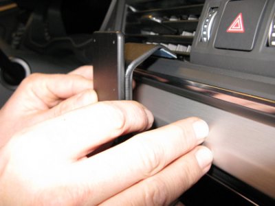 Montering af mobilholder til Audi Q5 fra 2017-2024