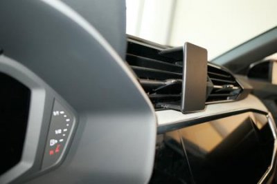 Mobilholder Audi Q3 fra 2019- og nyere