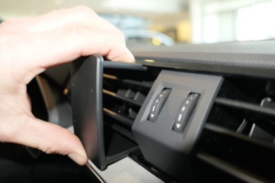 Mobilholder Audi Q3 fra 2019- og nyere