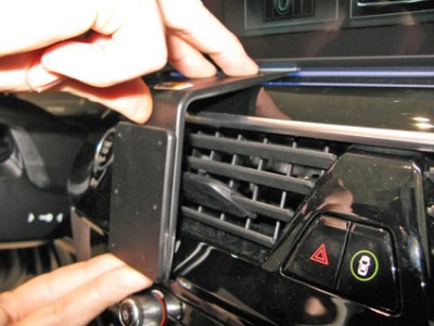 Mobilholder til BMW 5-serie fra 2017-2024