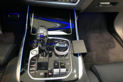 Mobilholder til BMW X6 fra 2020-2023