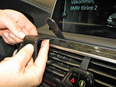 Mobilholder til BMW 7-serie Sedan fra 2015-2022