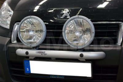 Extraljusfäste i Aluminium till Toyota Proace 2013-2015