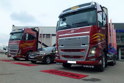 Forsænket Rigid LED rampe i frontlugen til Volvo FH4 fra 2013-