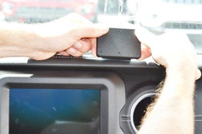 Mobilholder Jeep Wrangler fra 2018- og fremefter