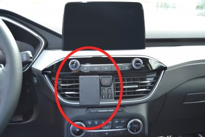 Mobilholder til Ford Escape fra 2020-