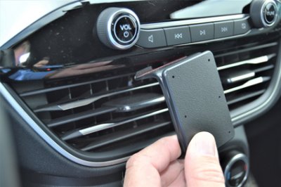 Mobilholder til Ford Escape fra 2020-