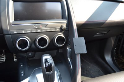 Mobilholder Jaguar E-Pace fra 2018 og nyere