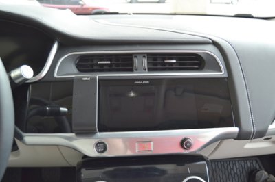 Mobilholder Jaguar I-Pace fra år 2019-
