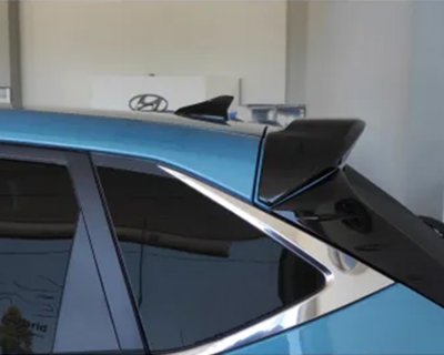 Tagvinge V1 til Hyundai I20 fra 2020- | Sportsligt design til bagklap