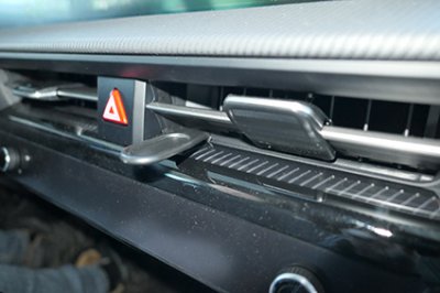 Mobilholder Kia EV6 fra år 2021-
