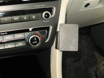 Mobilholder Kia Optima fra 2015-