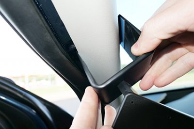 Mobilholder Kia Niro fra 2023- og fremefter