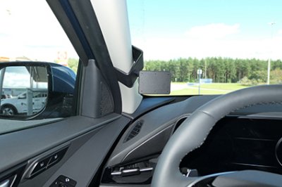 Proclip Mobilholder Kia Niro fra 2023-