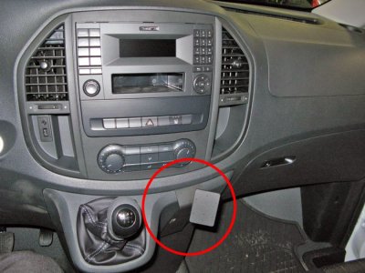 Mobilholder til Mercedes-Benz Vito fra 2014-2024