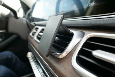 Mobilholder Mercedes GLS fra 2020-