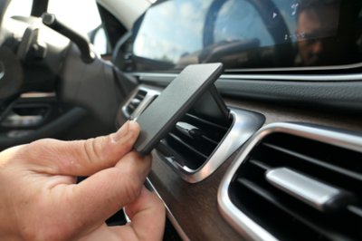 Mobilholder Mercedes GLS fra 2020- og fremefter