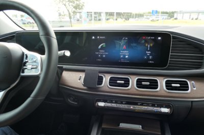 Mobilholder Mercedes GLS fra modelår 2020 og fremefter