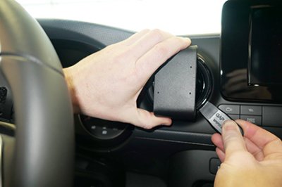 Mobilholder Mercedes T-klasse fra modelår 2022-