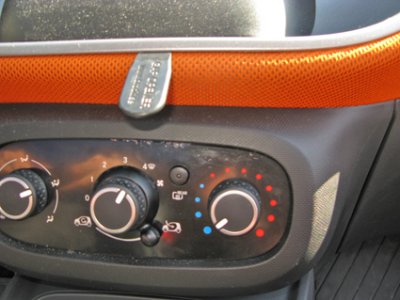Mobilholder Smart Fortwo fra 2014 og frem