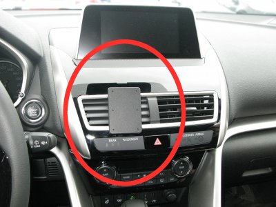 Mobilholder Mitsubishi Eclipse Cross fra 2018- og nyere
