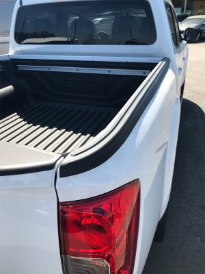 Beskyttelse af flapkant Navara (Nissan) fra 2015-