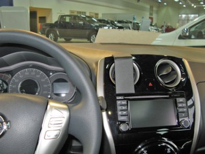 Mobilholder Nissan Note fra 2013-
