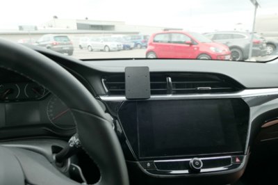 Mobilholder Opel Corsa 2020-