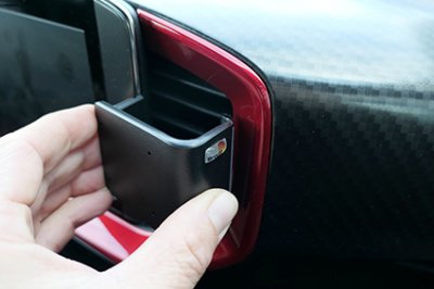 Mobilholder Opel Mokka fra modelår 2021-