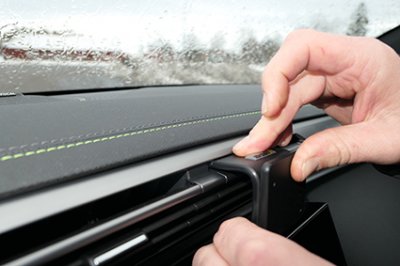 Mobilholder til Peugeot 308 fra modelår 2022-