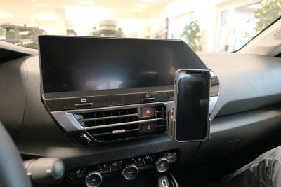 Mobilholder Citroen C4 2021-