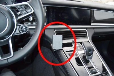 Mobilholder til Porsche Panamera fra 2017-
