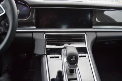 Mobilholder til Porsche Panamera fra modelår 2017-