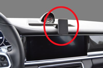 Mobilholder Porsche Panamera fra år 2017-